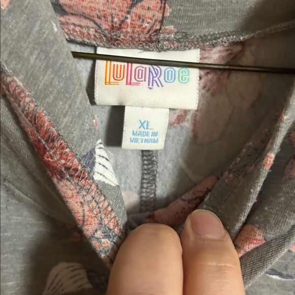 Lularoe - Picture 3 of 3
